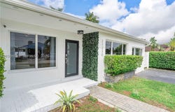 21230 NE 24th Ct, Miami, FL 33180