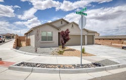 6200 White Hawk Drive NE, Rio Rancho, NM 87144