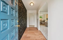 2736 SW SYLVANIA TER, Portland, OR 97219