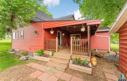 696 20th Ave, Beaver Creek, MN 56116