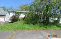 555 S Garfield Avenue, PA 17931