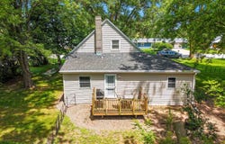 3320 IRIS Court, GREEN BAY, WI 54311-7639