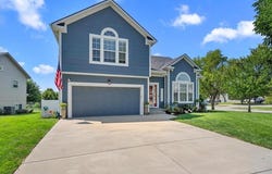 20487 W 125th Place, Olathe, KS 66061