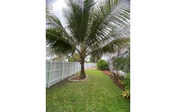 428 N Crescent Dr, Hollywood, FL 33021