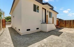 1518 W Grove Avenue, Visalia, CA 93291