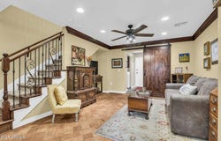 2458 E ROMA Avenue, Phoenix, AZ 85016
