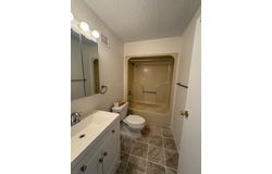 10 N Wood Ave, Linden City, NJ 07036-5200
