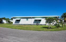 4153 Honolulu Dr, Ruskin, FL 33570