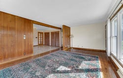 610 Franklin Street, Porter, IN 46304