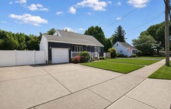 44 Sunset Avenue, Farmingdale, NY 11735