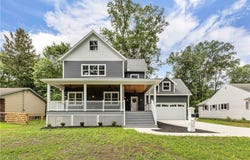29305 Osborn Road, Bay Village, OH 44140
