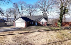 26 Riverview Rd, Southside, AR 72501