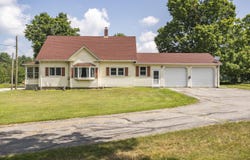 92 Strout Road, Poland, ME 04274