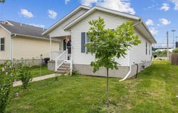 806 10th Street SW, Cedar Rapids, IA 52404