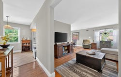 57 New Holland Village, Nanuet, NY 10954