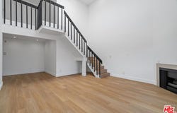 3939 Moore St, Los Angeles, CA 90066