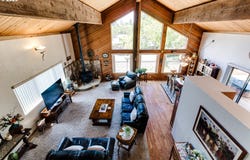 2407 Hawkins LN, Eugene, OR 97405