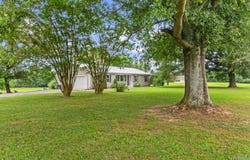 11 Ellis Private Drive, Hartselle, AL 35640