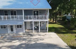 221 8th St, Port St. Joe, FL 32456