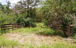 550 North Raymond Road, La Grange, TX 78945