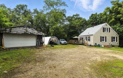 398 Boston Post Road, Waterford, CT 06385