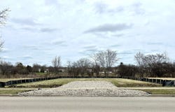 963 Belle Plaine Avenue, Gurnee, IL 60031