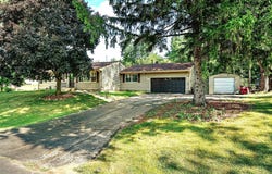 159 NW Hills Drive, Valparaiso, IN 46385