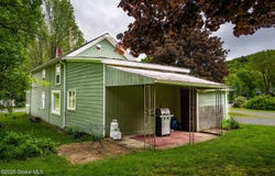 1038 Vly Summit Road, Cambridge, NY 12834