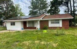 428 E 4th St, Lonoke, AR 72086