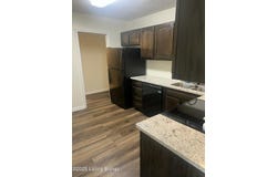 309 El Conquistador Pl, Louisville, KY 40220