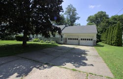 19 Robinson Avenue, Bennington, VT 05201