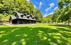 2850 Toler Creek, Harold, KY 41635