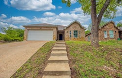 2801 17th Street, Fort Worth, TX 76106