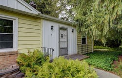 5 Shire Oaks Drive, Pittsford, NY 14534