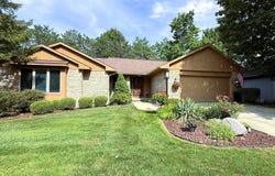 3508 Muirfield Drive, Lansing, MI 48911