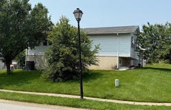 2 RENAI COURT, NEWARK, DE 19702