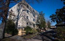 612 11th Ave Apt 1B, Huntington, WV 25701