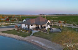 9067 Crystal Quartz Drive, Nampa, ID 83686