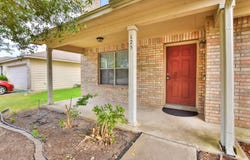 125 Holland ST, Hutto, TX 78634