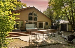 68182 E TWINBERRY Loop, Welches, OR 97067