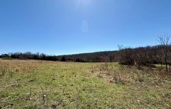 Barnum Tract G Drive, Cabool, MO 65689
