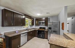 4281 Tomahawk Trl, Milton, FL 32583