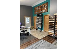 1109 N Riverfront Drive, Mankato, MN 56001