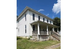 216 W Sheridan Avenue, Somerset, OH 43783