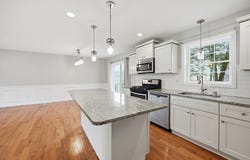 140 Temby St, Springfield, MA 01119