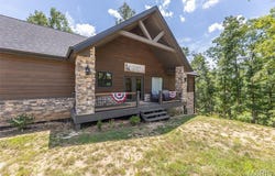 422 Peavine Road, Van Buren, MO 63965