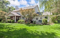 4 Muirfield Court S, St Charles, MO 63304