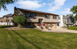 1138 Timber Lane, Darien, IL 60561
