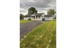 1020 Farmview Drive, Unincorporated, MO 63138