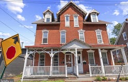 319 WALNUT STREET, ROYERSFORD, PA 19468